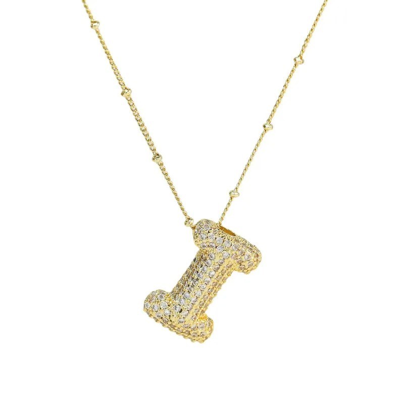Cadena con inicial letra I