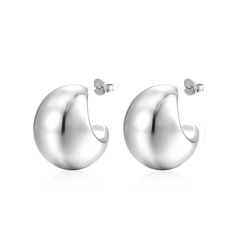 Aretes de acero en  media luna