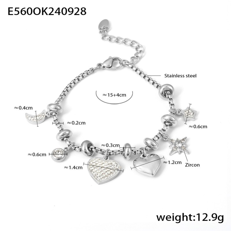 Pulsera plateada con charms corazon