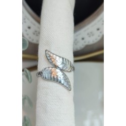 Anillo ajustable hojas plateado