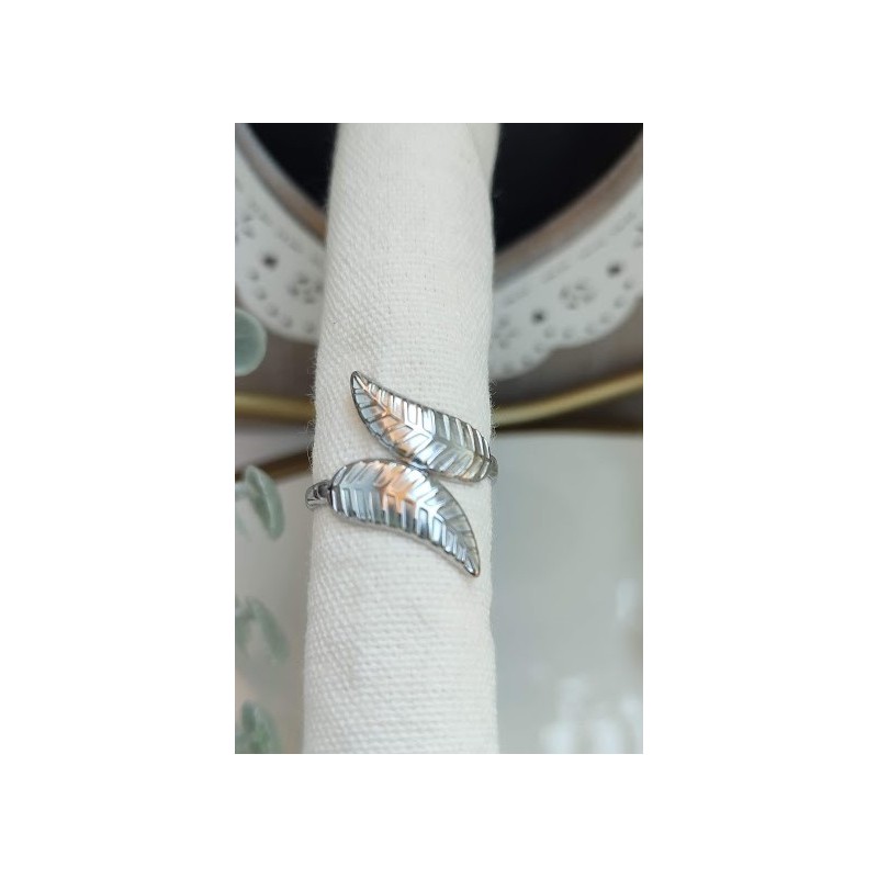 Anillo ajustable hojas plateado