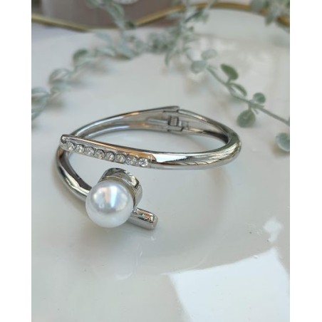 Brazalate plateado con perla de agua