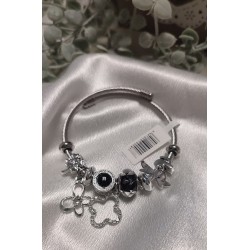 Brazalete con charms