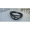 Pulsera chico negra de cuero