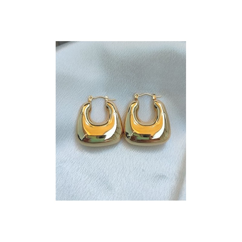 Pendientes semicuadrados dorados