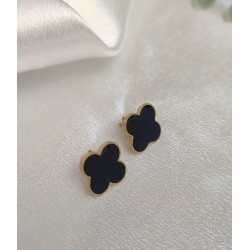 Pendientes trebol negro