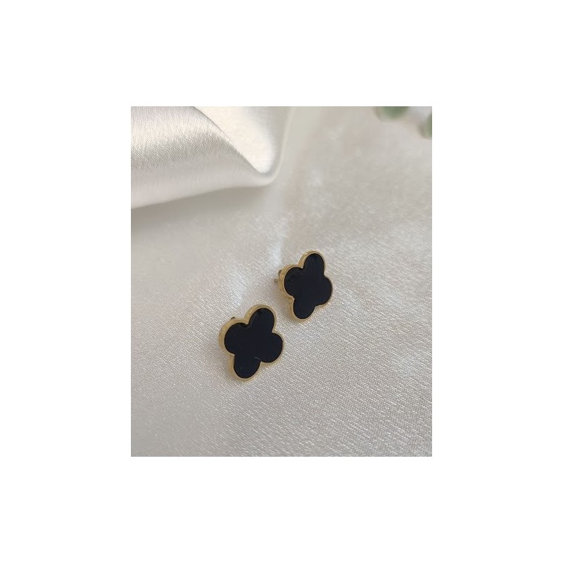Pendientes trebol negro